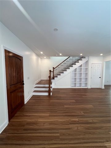57 Gould Street, Newport, RI 02840