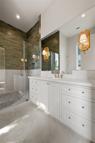 891 W 41st Street, Houston, TX 77018