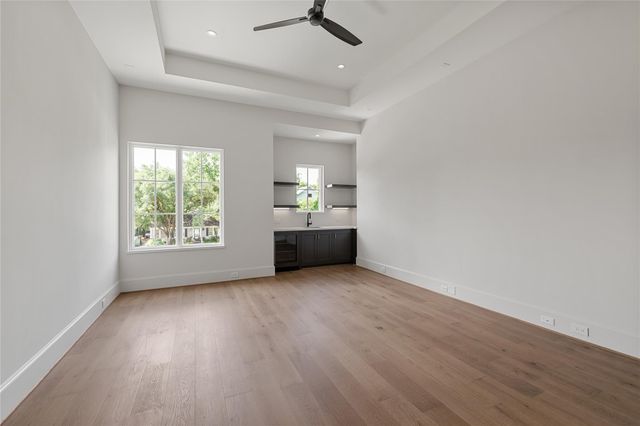 891 W 41st Street, Houston, TX 77018