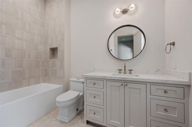 891 W 41st Street, Houston, TX 77018