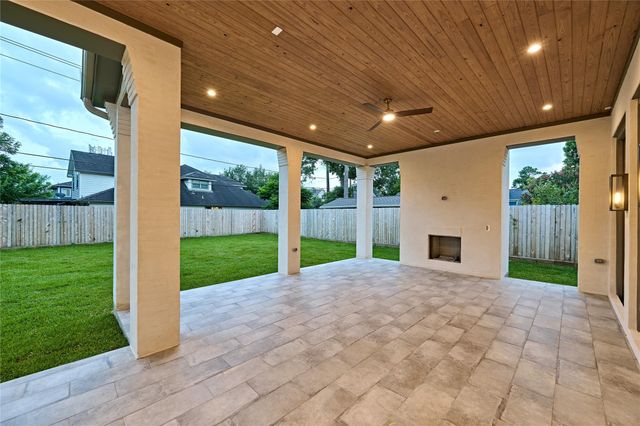 891 W 41st Street, Houston, TX 77018