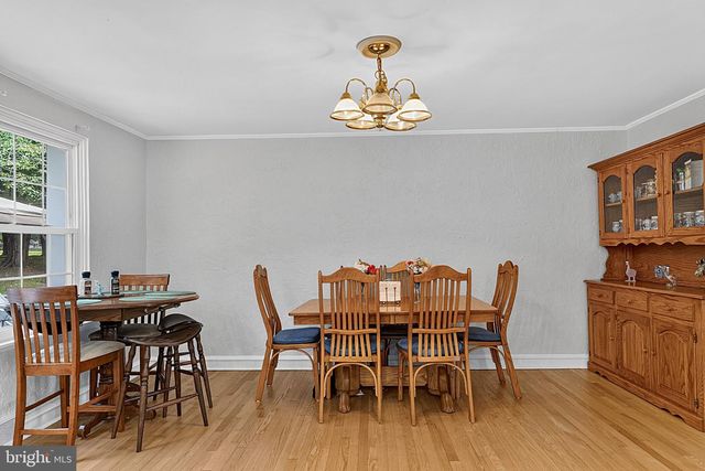 74 BARBERRY LN, Churchville, PA 18966