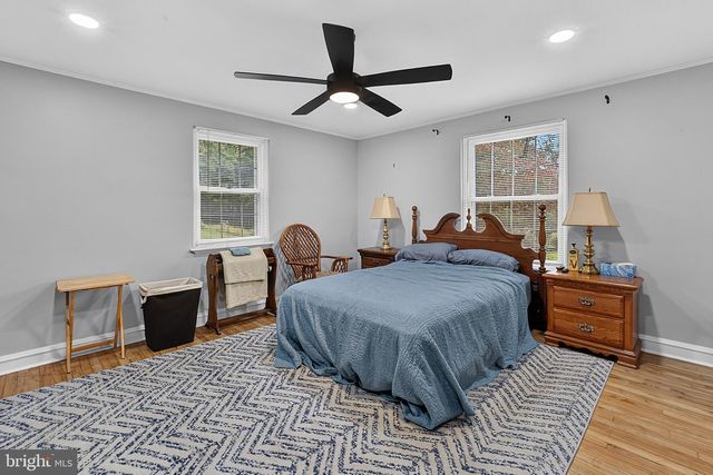 74 BARBERRY LN, Churchville, PA 18966