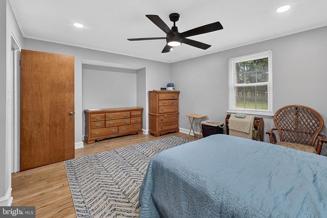 74 BARBERRY LN, Churchville, PA 18966