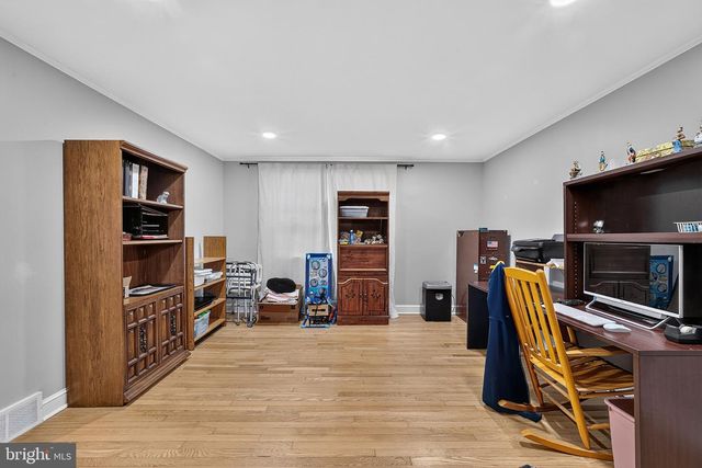 74 BARBERRY LN, Churchville, PA 18966
