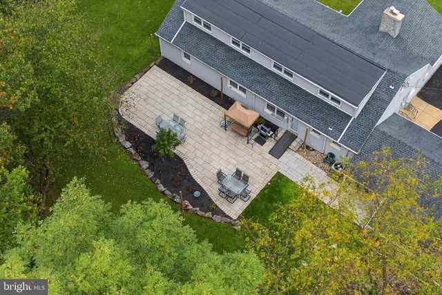 74 BARBERRY LN, Churchville, PA 18966