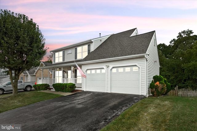 12 LAKESIDE DR, Stafford, VA 22554