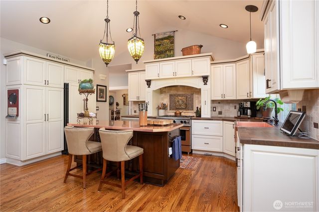 9009 166th Street Ct E, Puyallup, WA 98375