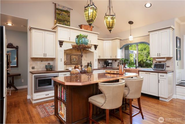 9009 166th Street Ct E, Puyallup, WA 98375