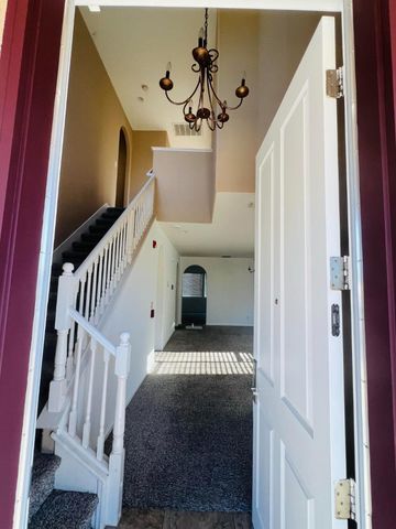 7021 Walter Avenue, Sacramento, CA 95828