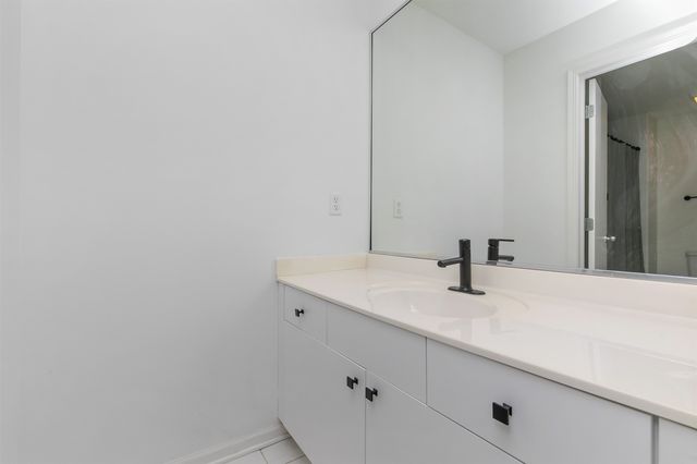 5830 Coachlight Court, West Des Moines, IA 50266