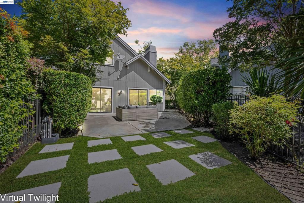 Image 35 of property listing at 328 S Eagle Nest Ln, Danville, CA 94506