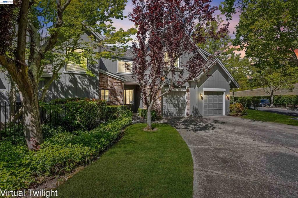 Image 4 of property listing at 328 S Eagle Nest Ln, Danville, CA 94506
