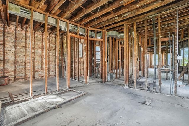 3109 W Lexington Street, Chicago, IL 60612