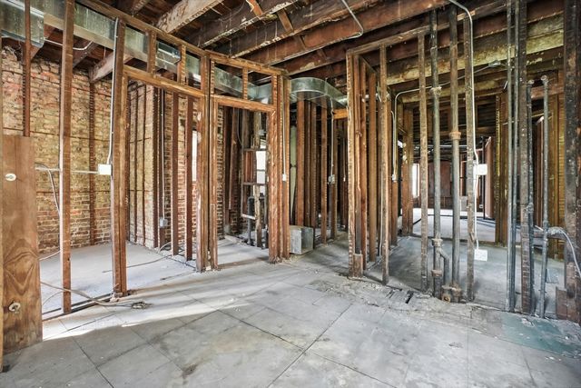 3109 W Lexington Street, Chicago, IL 60612