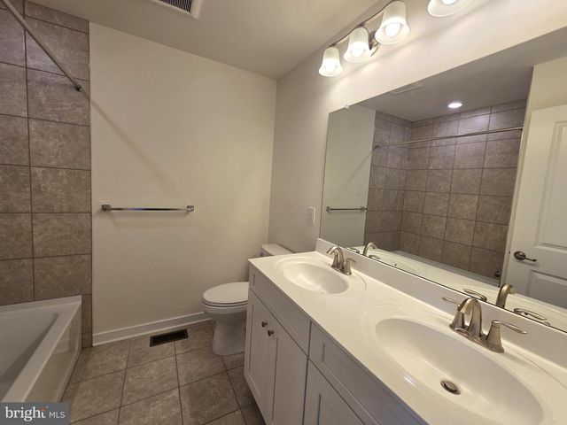 1802 BOULDER DR, Downingtown, PA 19335