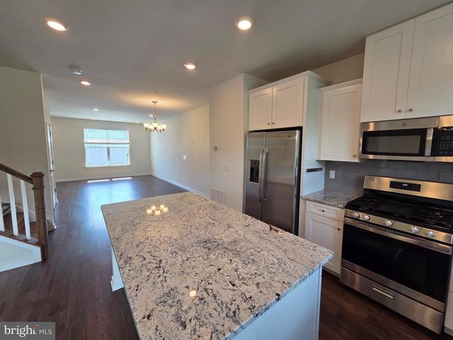 1802 BOULDER DR, Downingtown, PA 19335