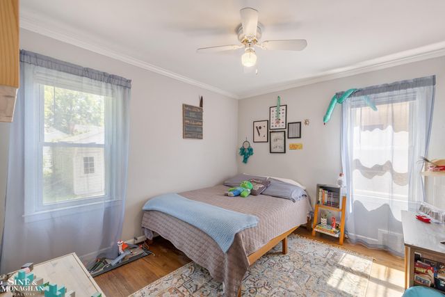 20879 Hunt Club Drive, Harper Woods, MI 48225