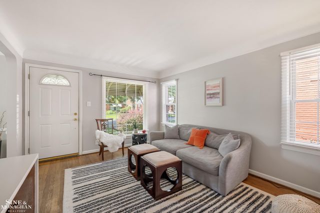 20879 Hunt Club Drive, Harper Woods, MI 48225