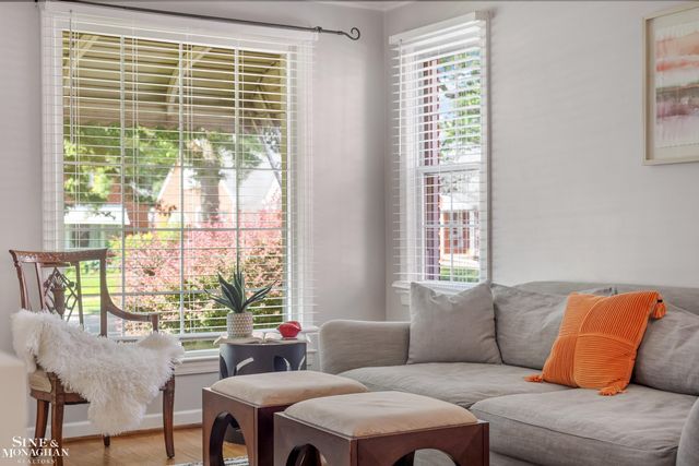 20879 Hunt Club Drive, Harper Woods, MI 48225