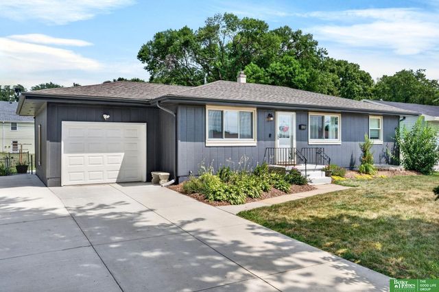 6409 N 63 Street, Omaha, NE 68104