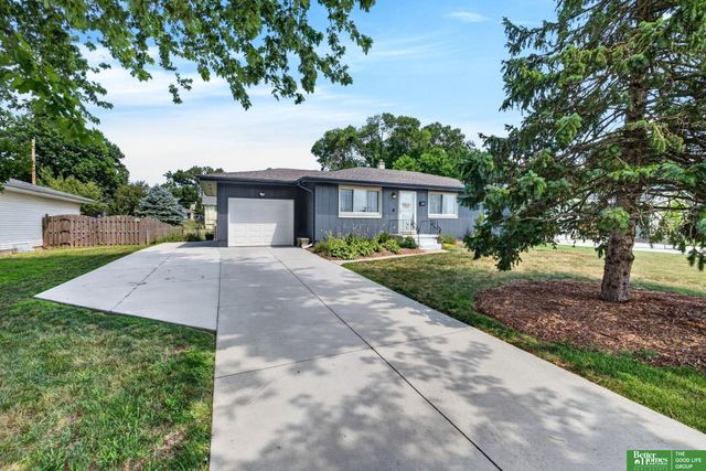 6409 N 63 Street, Omaha, NE 68104