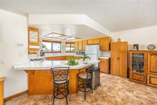 476 Marcos Road, Pinon Hills, CA 92372