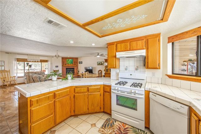 476 Marcos Road, Pinon Hills, CA 92372