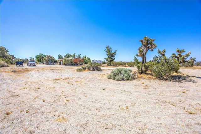 476 Marcos Road, Pinon Hills, CA 92372