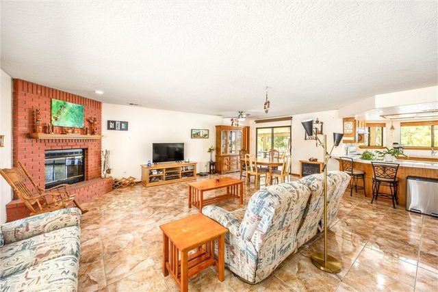 476 Marcos Road, Pinon Hills, CA 92372