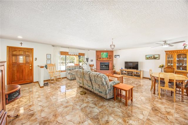 476 Marcos Road, Pinon Hills, CA 92372
