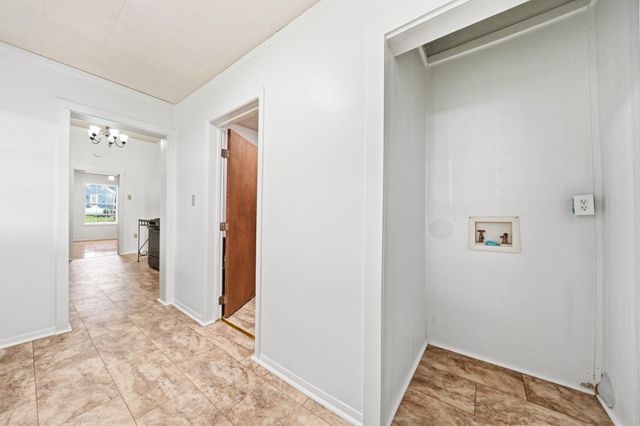 119 Avenue A, Walnut Springs, TX 76690