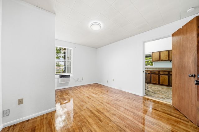 119 Avenue A, Walnut Springs, TX 76690