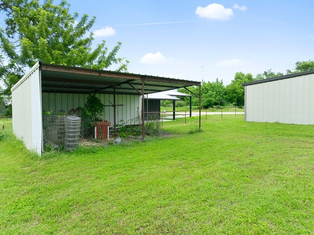 119 Avenue A, Walnut Springs, TX 76690