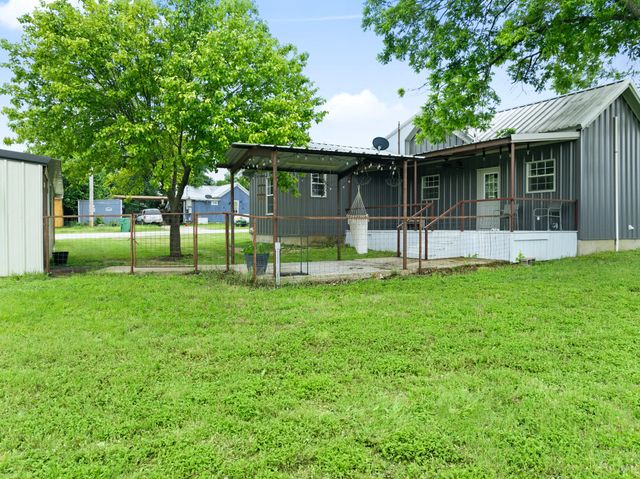 119 Avenue A, Walnut Springs, TX 76690