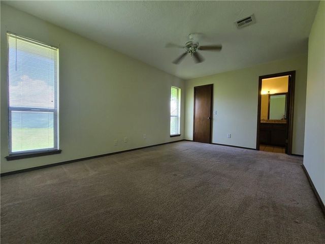163 Barrett Place, Edmond, OK 73003