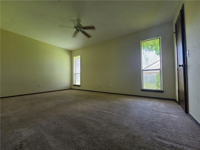 163 Barrett Place, Edmond, OK 73003