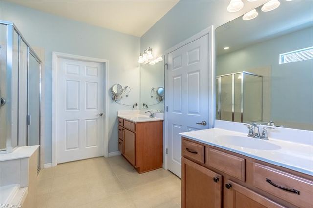 8459 Benelli CT, Naples, FL 34114
