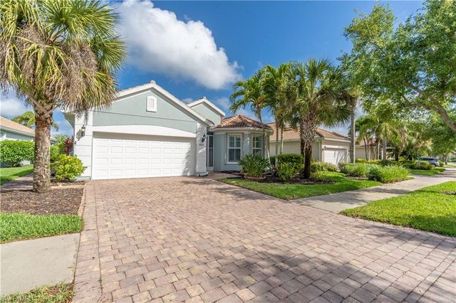 8459 Benelli CT, Naples, FL 34114