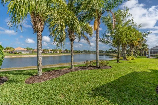 8459 Benelli CT, Naples, FL 34114