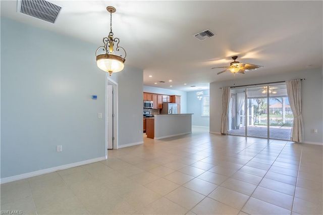 8459 Benelli CT, Naples, FL 34114