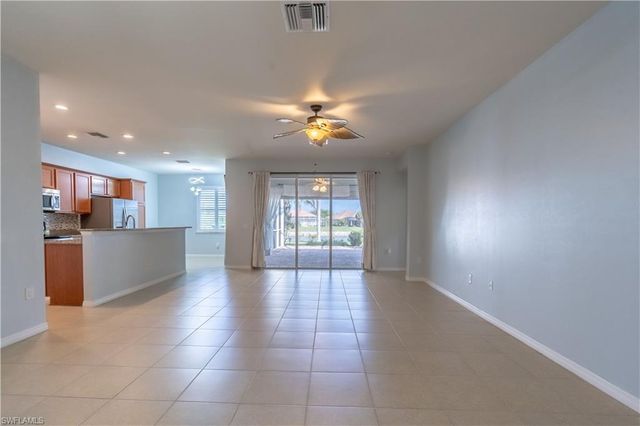 8459 Benelli CT, Naples, FL 34114