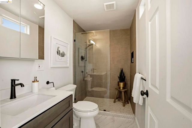 700 Calmar Ave., Oakland, CA 94610