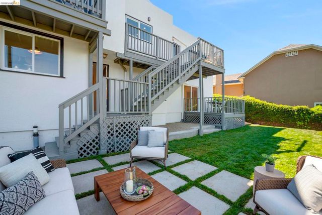 700 Calmar Ave., Oakland, CA 94610