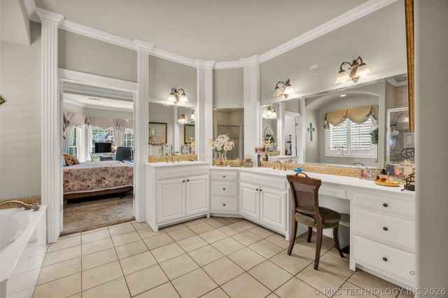 7709 S 4th Street, Broken Arrow, OK 74011