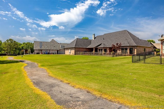 7709 S 4th Street, Broken Arrow, OK 74011