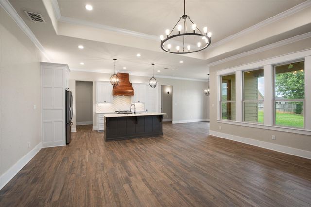 230 Saddle Brook Circle, Hallsville, TX 75650