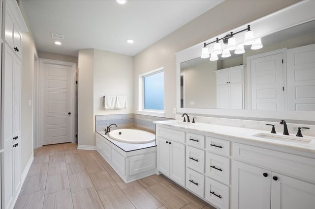 230 Saddle Brook Circle, Hallsville, TX 75650