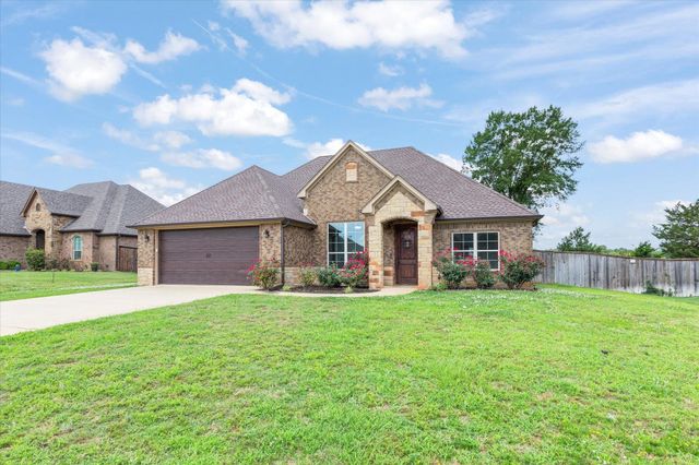 230 Saddle Brook Circle, Hallsville, TX 75650