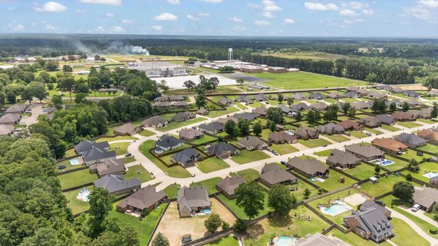 230 Saddle Brook Circle, Hallsville, TX 75650